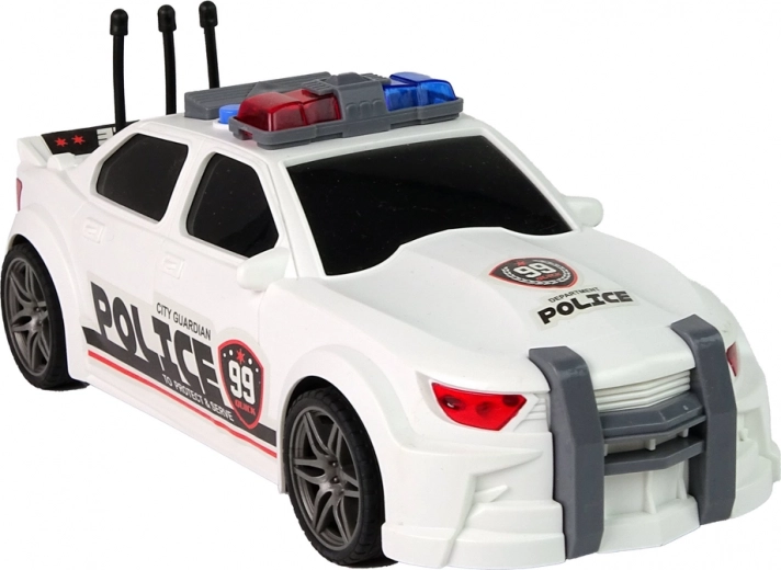 Detailed police design in 1:16 scale