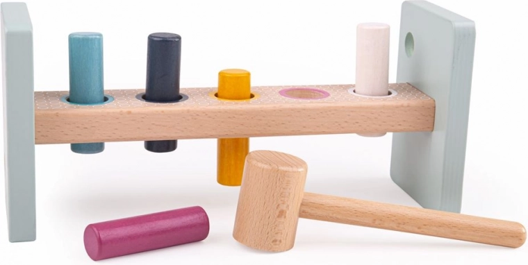 Учене и забавление с цветни колчета
