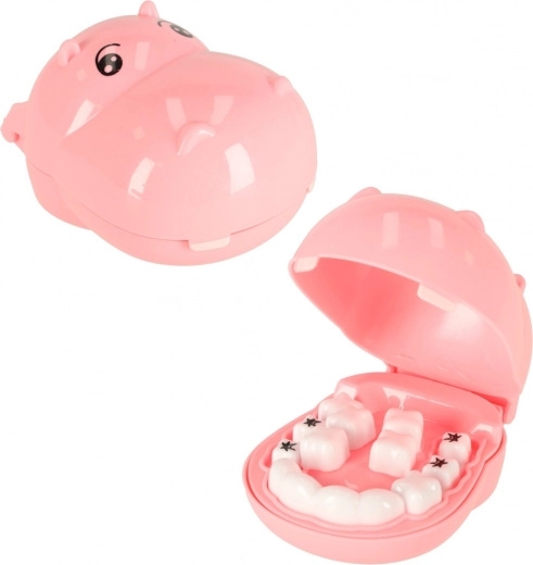 Хипопотам с подвижни зъби