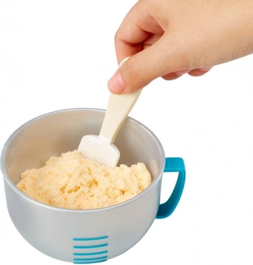 Мерителна чаша с деления и шпатула за прецизно разбъркване
