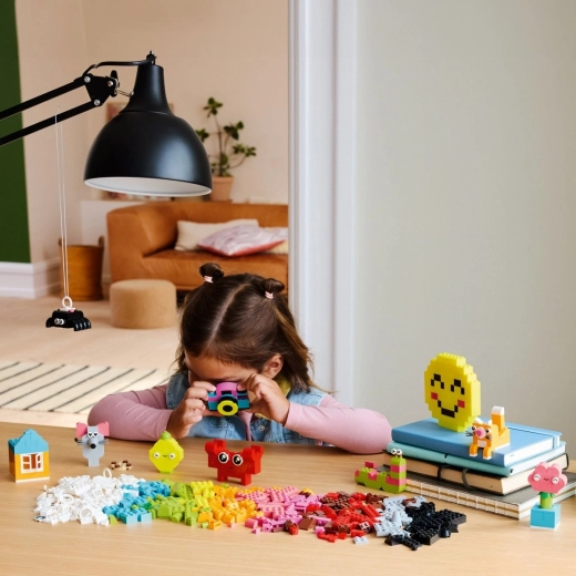 Play that develops imagination and skills