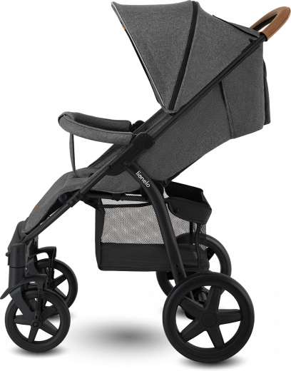 Плавно возене благодарение на EVA колела и пълно окачване