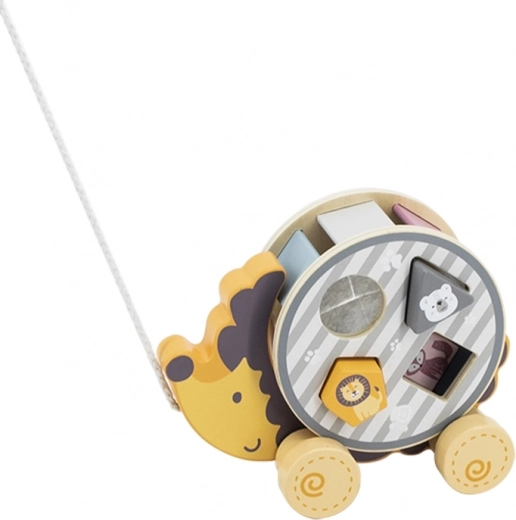 Обучение чрез игра със сортер за форми