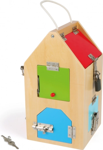 Качествено дърво и метал за дълга издръжливост