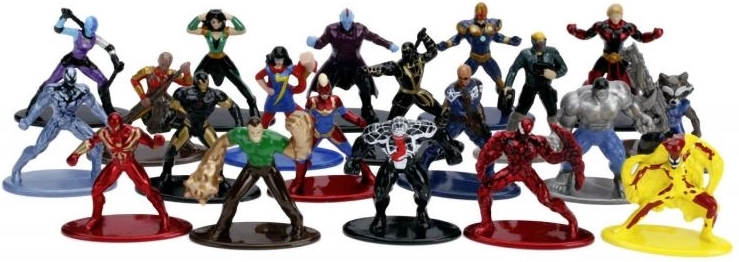 20 уникални персонажа в един сет