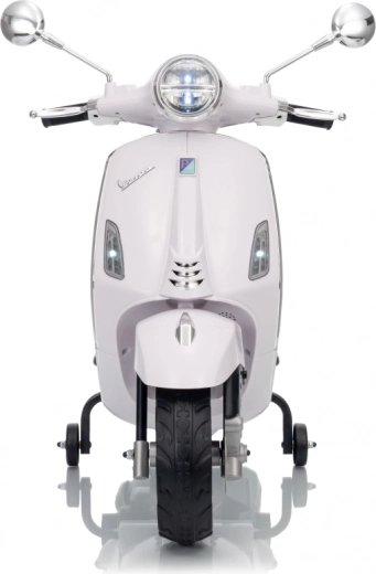 LED светлини и реалистични детайли VESPA