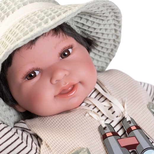 Realistic features