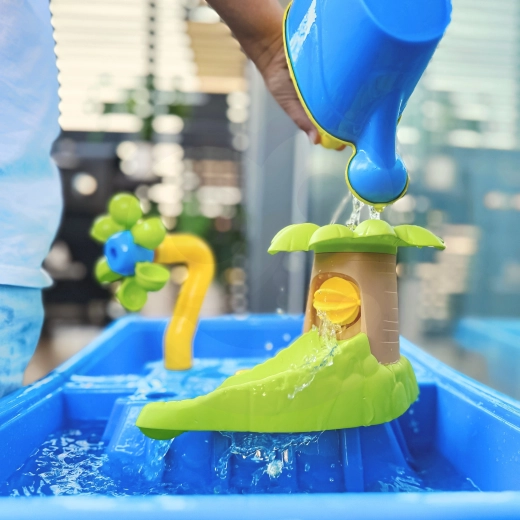 Игра с вода и пясък