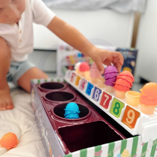 Цветна образователна играчка