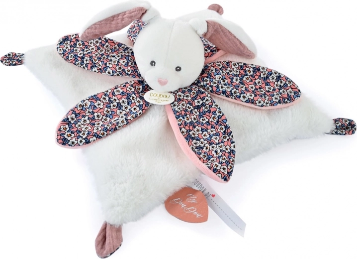 Текстилна стимулация и завладяващ флорален мотив