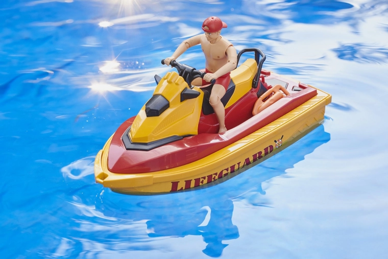 Напълно функционален воден скутер