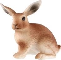 Realistic details and natural pose