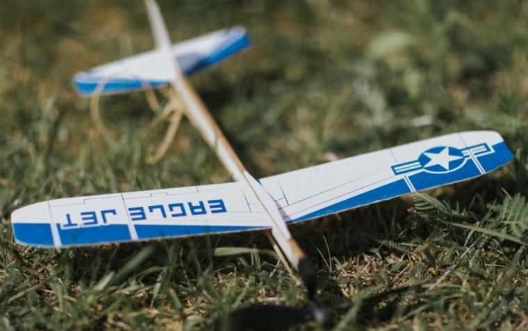 Лека конструкция от балса