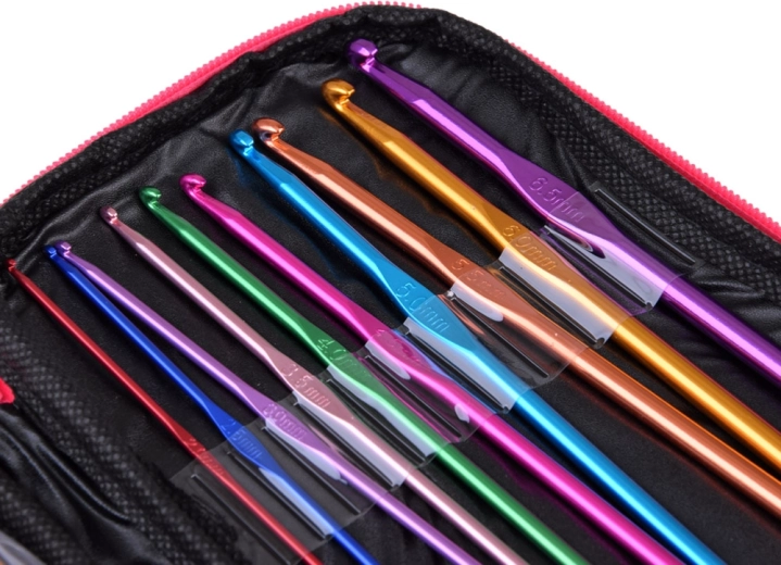 Голям избор от куки