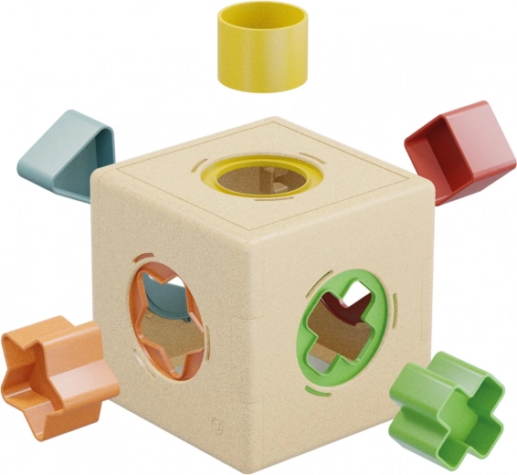Learns shapes and colors through play