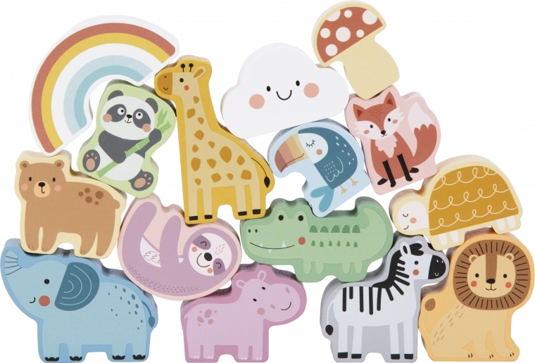 Дървени фигурки и карти