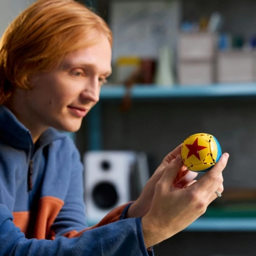Топка на Pixar със скрити изненади