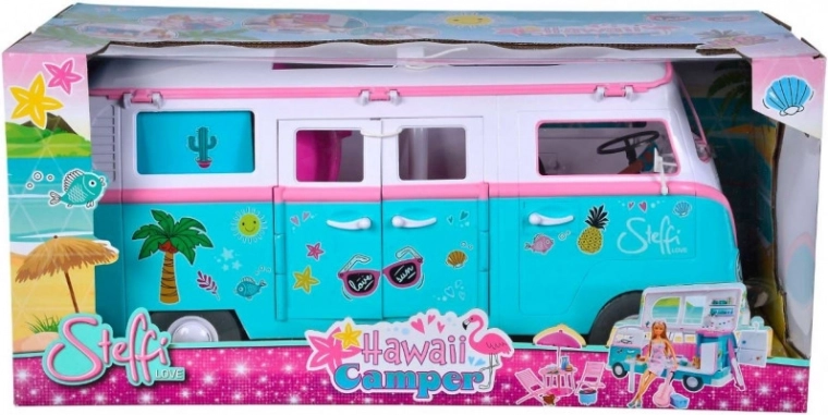 Creative play with the caravan