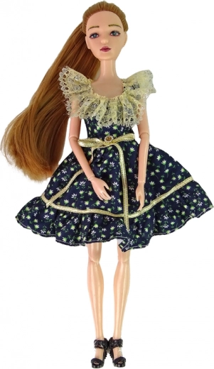 Елегантна цветна рокля и аксесоари