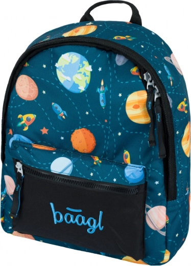 Космически дизайн и практични джобове