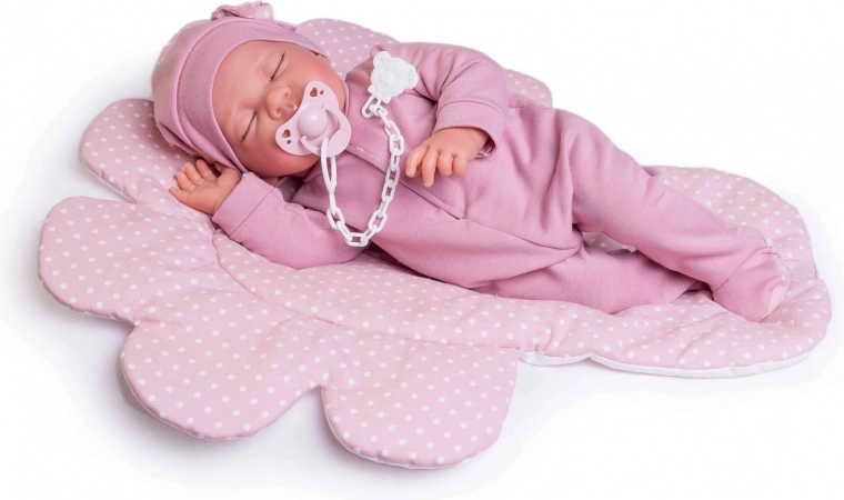 Реалистични елементи и стави