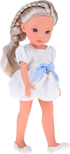 Елегантен тоалет с перлен детайл