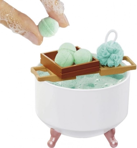 Реалистични детайли и ароматни елементи