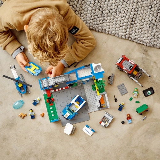 Интерактивно полицейско управление