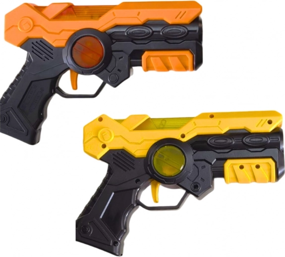 Face-to-face action with 2 blasters