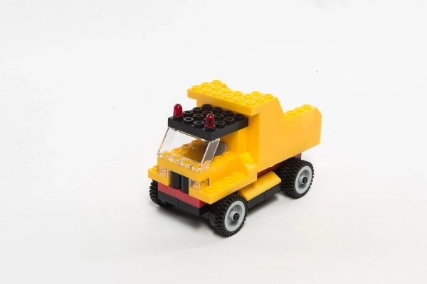 Самосвал за реалистична игра