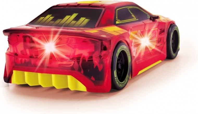 Звуци на двигателя и музика