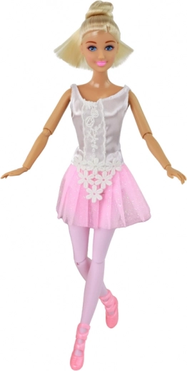 Стилен кок и изящни пози