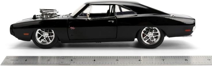 Колекционерско качество и мащаб 1:24