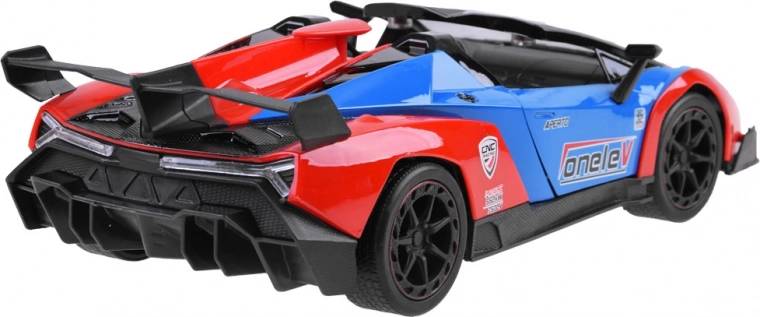 Rubber tires and rear-wheel drive