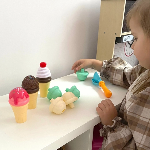 Забава за малки сладкари