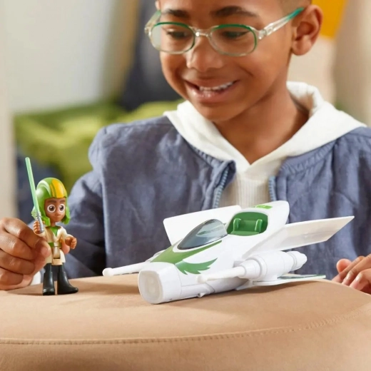 Насърчава въображението и историите