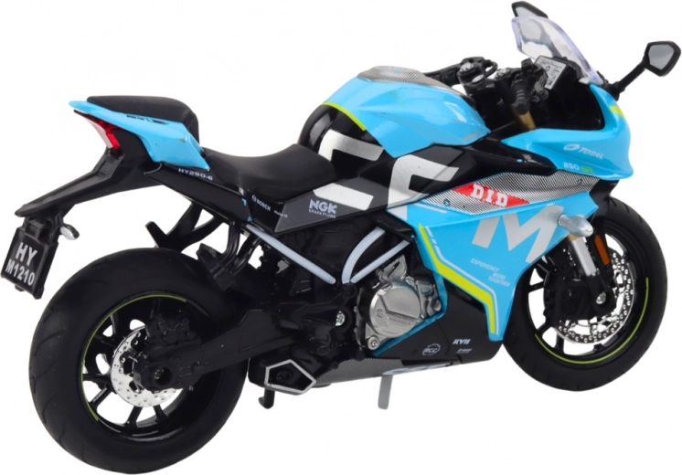 Functional elements for authentic riding