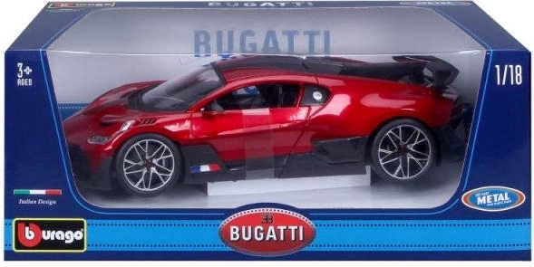 Realistic 1:18 scale and metal build