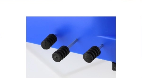 Устойчива конструкция от пластмаса и метал