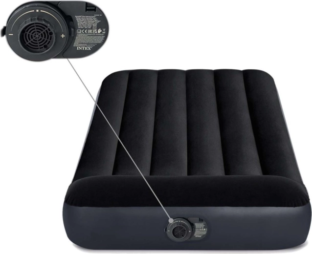 Вградена електрическа помпа – надувате за минути