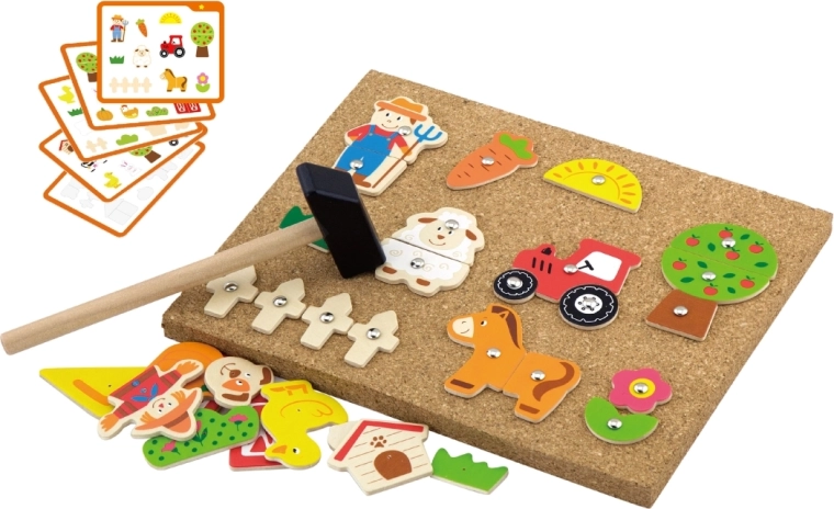 Креативна ферма върху коркова дъска