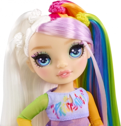 Дъгови коси и емблематичен стайлинг