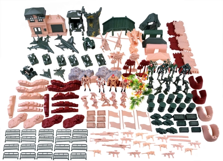 Обширен военен комплект