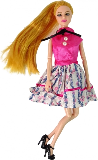 Стилна кукла с подвижни стави