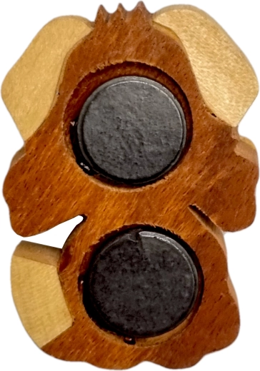 Reliable magnet for fridge or board