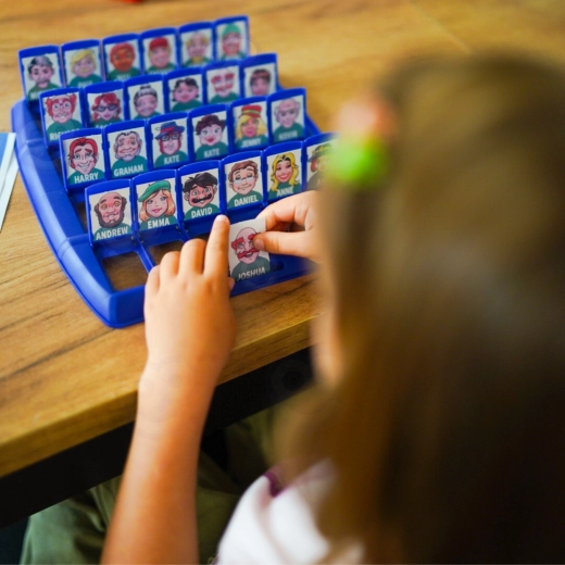 Интерактивно забавление за двама играчи