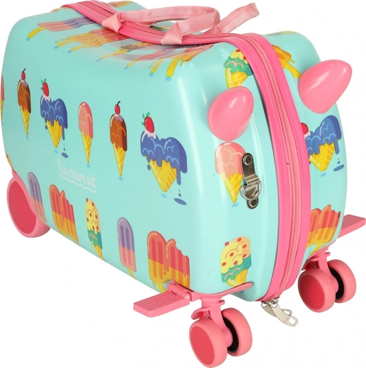 Плавно движение на четири колелца