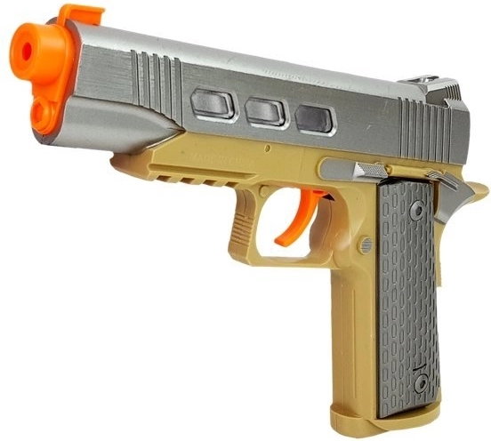 Smaller pistol with realistic shot and reload sounds
