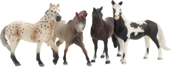 Комплект от четири коня в различни цветове