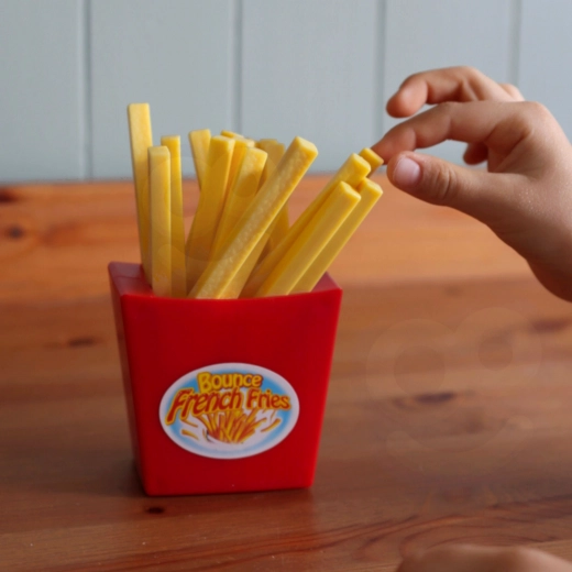 Развива фината моторика и концентрацията